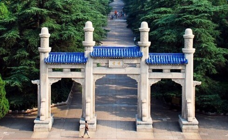 �Ͼ���ɽ��������浼�δ�