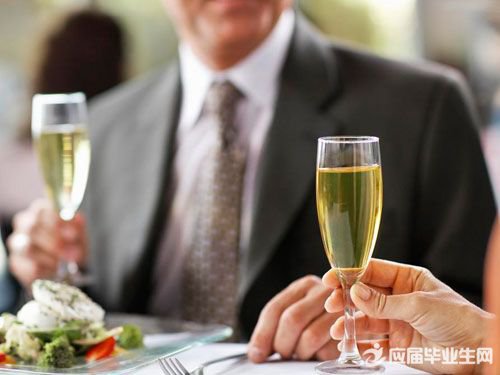 餐桌基本礼仪常识