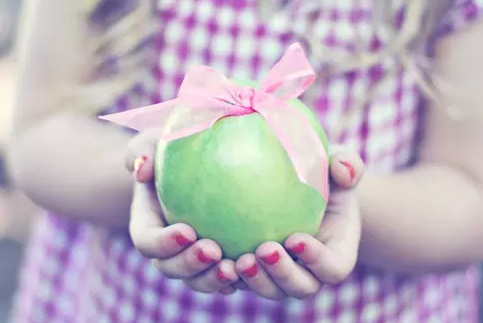 2015005384585970665a3bfd0791757.png 高考作文高分必备素材