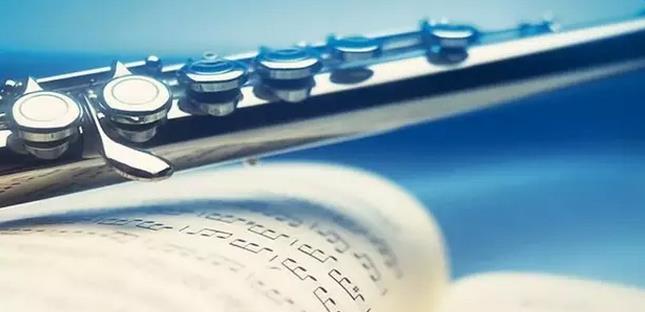 ҹݺ�ĸ����Ķ����