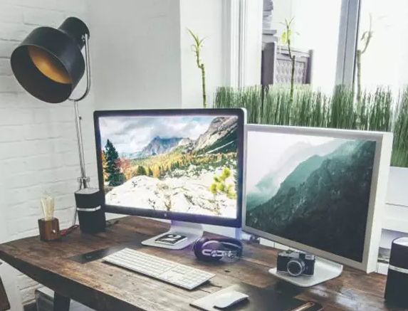 ��������������