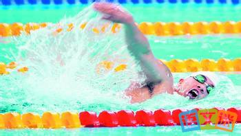 残奥会冠军田荣游泳改变人生的故事