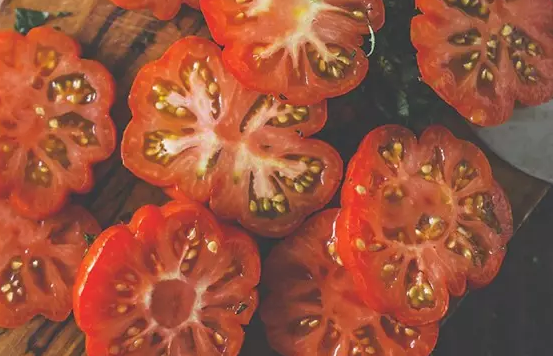 �߿������زģ�Т����ĸ