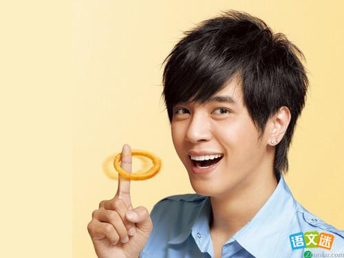 ��־��Ĺ��£�վ��ǰ����