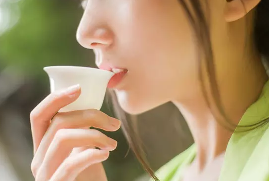 191500447726596f03eeacc21533737.png 论功行赏成语故事