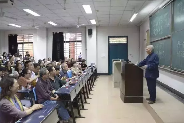 93����ڣ���������ʫ�δ��������������