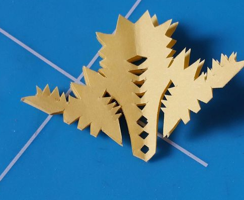 羽毛纹样剪纸教程