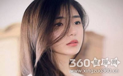 �촽���Ů���ڻ��������׳�����