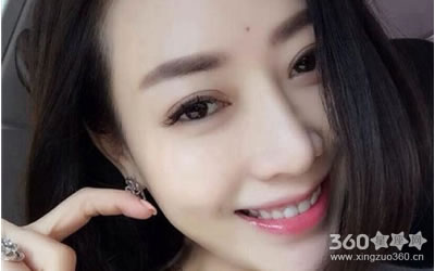 �촽�������۵�Ů�˺̱ܿ���