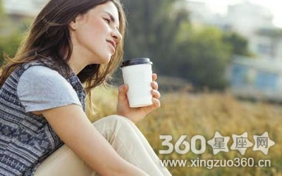 üë�����Ů�������������