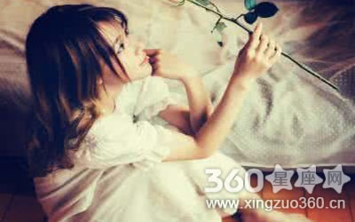 ɽ�����ѵ�Ů�˻�Ӱ����Ů������