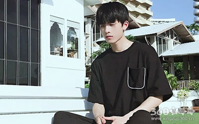 ���˸���üë����ͼ���ȫ