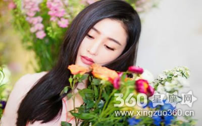 ����Ȣ���ŵ�Ů�˳�ʲô��