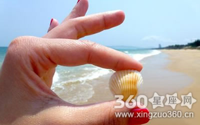 �ǻ����м�ֲ��Ů�����̸���