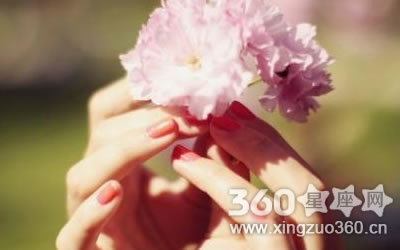 Ů�˻����ߺ���Ԥʾ��ʲô