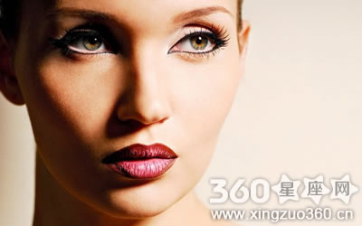 ���Ů�˱���ɽ���ͱ�ͷ����ʲô��˼��