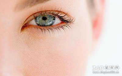 ����۽��а̺۵������˺���