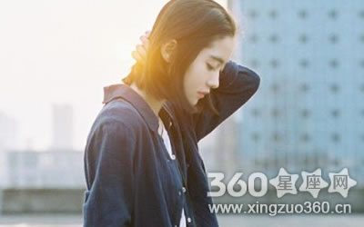 ��˾���ı�����¶���ɵ���Ф