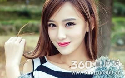 ��������С˵Ů�����ʵ�����Ů