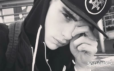 ��������ФŮ̸����֮��ͷ��ж���