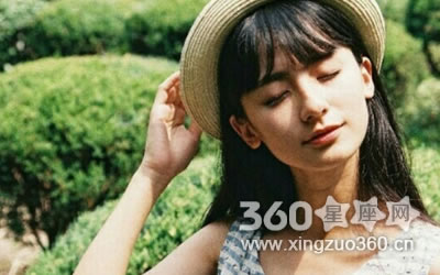 ��Щ�����а�Ůװͦ��Ů��ζ