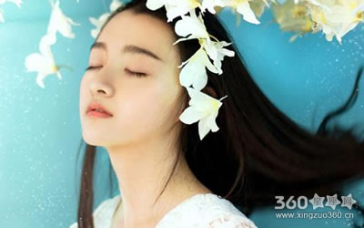 ������ֶ�ʲô�����ں�����Ф