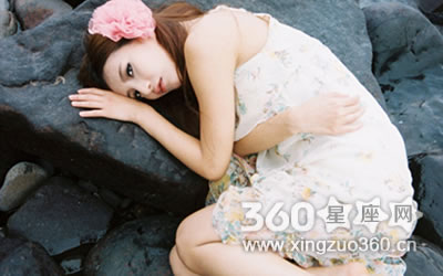 ��С���� СС�������Ƕ������