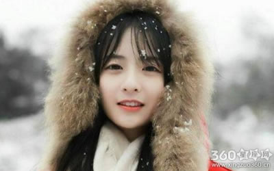 ������Ů�Ѱ�Ǯ��������ױƷ�ϵ���Ф��