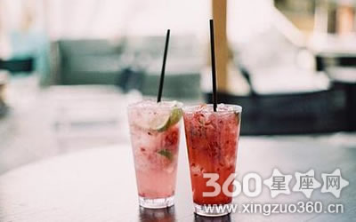 ��˭���ܳ��ֵ��ܵ���Ф�� ������