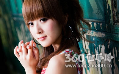 ƽ��ҹ���Ƕ���һ�˵�������