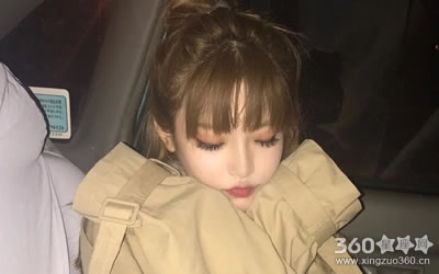 �ܱ�Ů��һ����������ס����Ф��