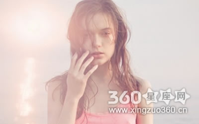 ��æҲҪ��ʱ�����Լ�������Ů