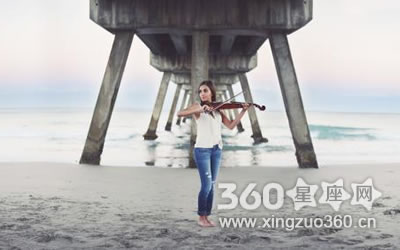 ����Щ����Ů��˵ ��ױ���ǳ�ս��