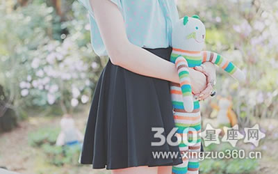 �ٶ� ��ʵ�ǻ�װ��Щ����Ůʵ�ʺ��Ļ�