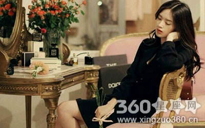 ɢ����һ����Ȼ�Ķ������ʵ���Ф��