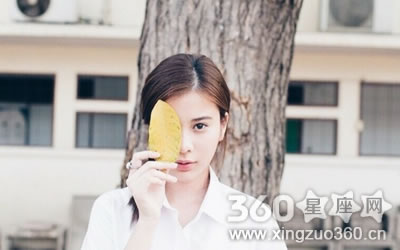 ɢ����һ����Ȼ�Ķ������ʵ���Ф��