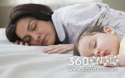 ����ϰ�߰Ѱ��������λ������Ů