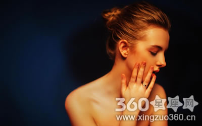 ���˶̷��������¸߶ȵ���ФŮ