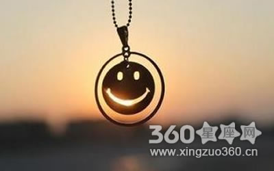 �����������Ե����ֵ�����Ů