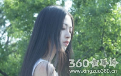 ����ȦĬĬǱˮ����ФŮ����Щ