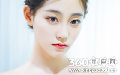 ����˵�黰����ĬĬ��������Ф��