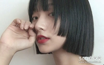 ��ױ����һ������ФŮ