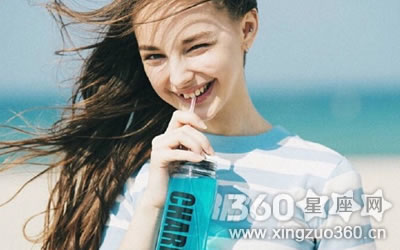 ���䶬�����ǰ���һ������ФŮ