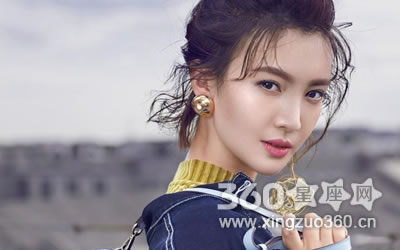 ����Ů�� ��Щ����Ů���Ѷ���΢Ц