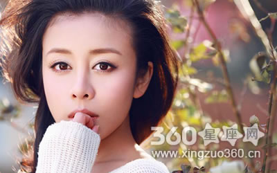 ����Ů�� ��Щ����Ů���Ѷ���΢Ц