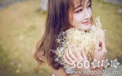 ����Ϊ�Լ���ʧ�������ɵ���Ф��