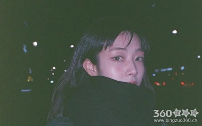 �����ױ���Χ�������Ӱ���������ФŮ