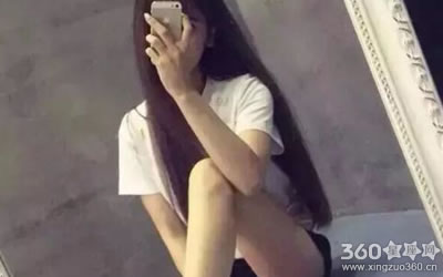 ����������Լ��ĸ�ĸ��绰����ФŮ