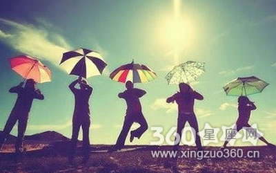 ����ִ�������ر�ǿ������Ů