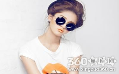 ϲ��һ���˶��������˵�����